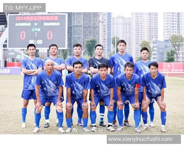 探寻2号球衣背后的传奇足球明星与他们的辉煌成就